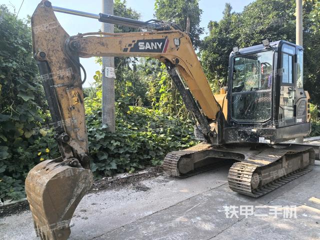 三一重工SY60C挖掘机
