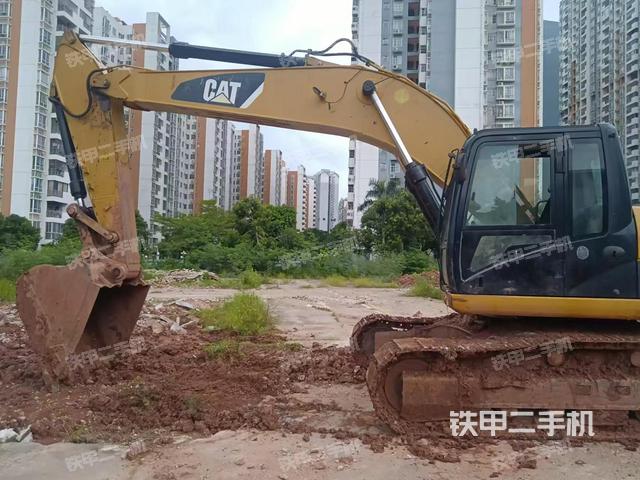 卡特彼勒329D挖掘机