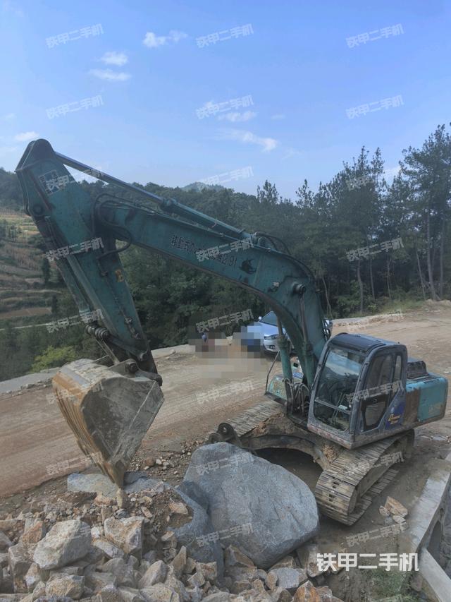神鋼SK230-6E挖掘機(jī)