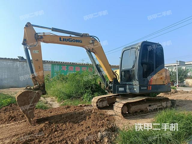 柳工CLG906D挖掘機(jī)