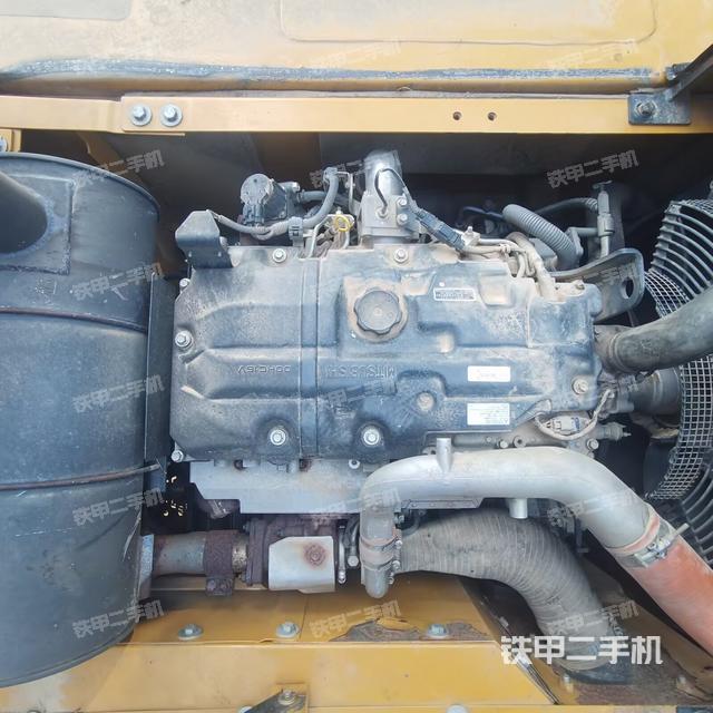 發(fā)動(dòng)機(jī)室(上車部件) 發(fā)動(dòng)機(jī)室(上車部件)