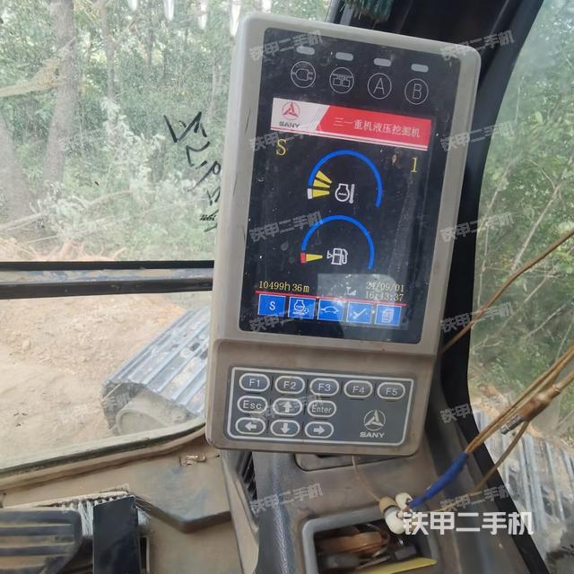 顯示屏?(駕駛室部分) 顯示屏?(駕駛室部分)