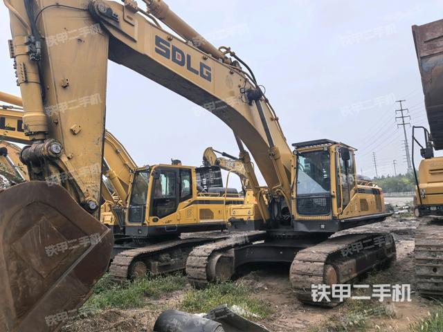山東臨工E6460F挖掘機(jī)