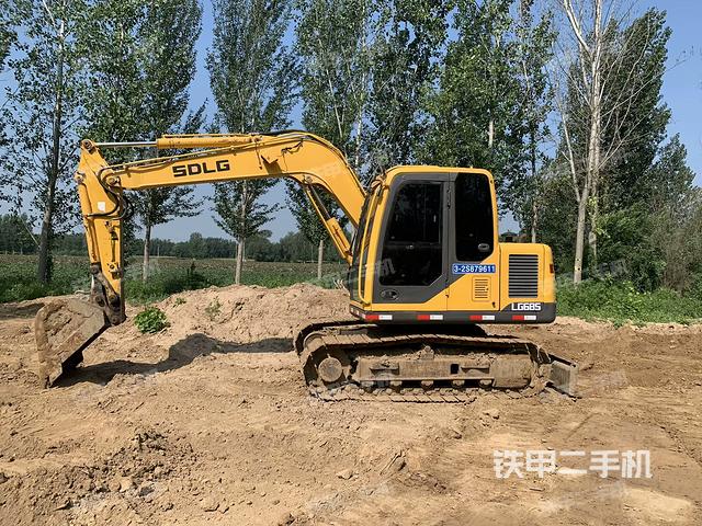 山東臨工LG685挖掘機(jī)