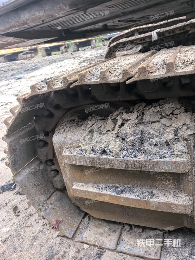 左驱动轮（行走机构）