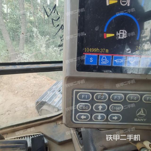 小時(shí)表(駕駛室部分) 小時(shí)表(駕駛室部分)