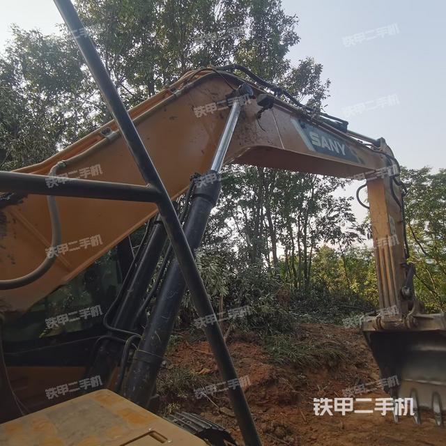 大臂整體?右側(cè)(工作和回轉(zhuǎn)裝置) 大臂整體?右側(cè)(工作和回轉(zhuǎn)裝置)