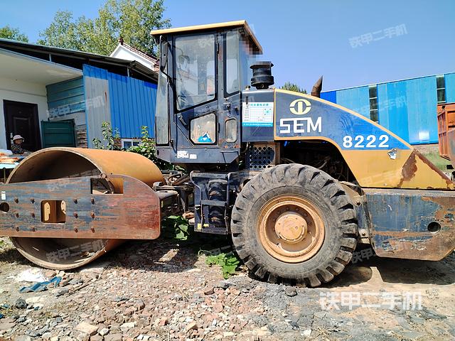 整机左侧（设备外观及核心部件）