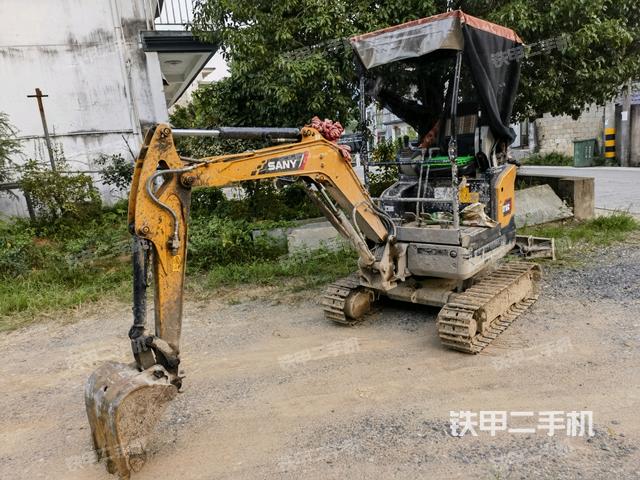 三一重工SY16C(国四)挖掘机