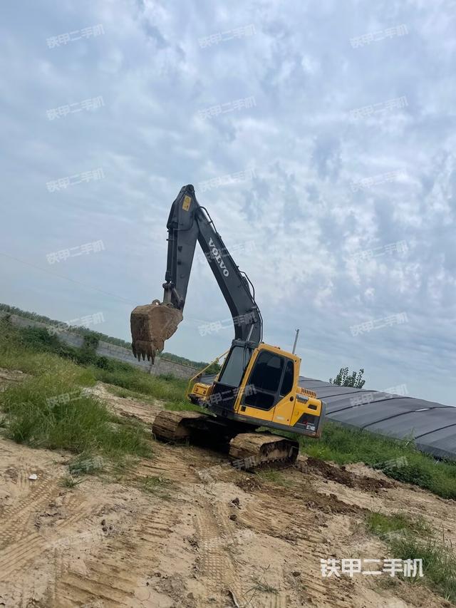沃爾沃EC140DL挖掘機