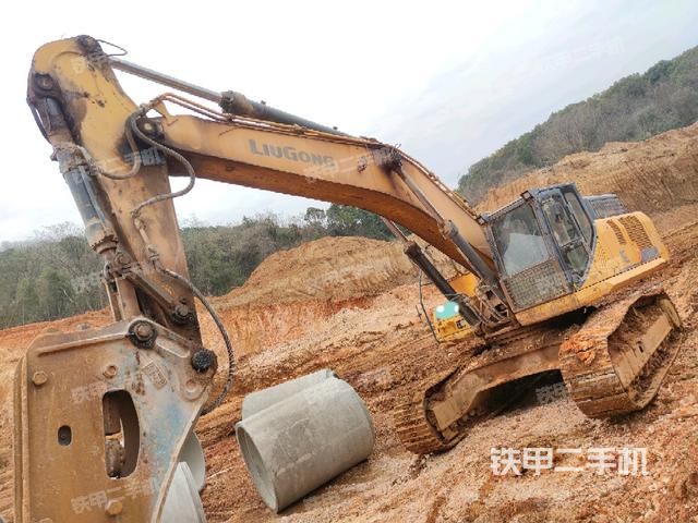 柳工CLG950E挖掘机