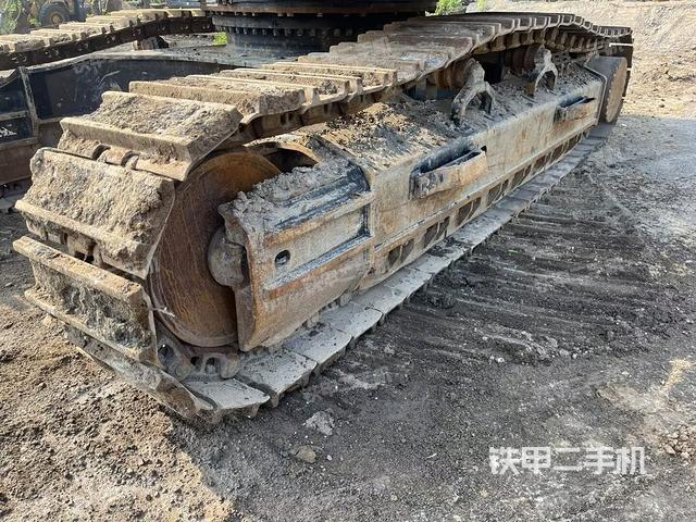 左驅(qū)動(dòng)輪(行走機(jī)構(gòu)) 左驅(qū)動(dòng)輪(行走機(jī)構(gòu))