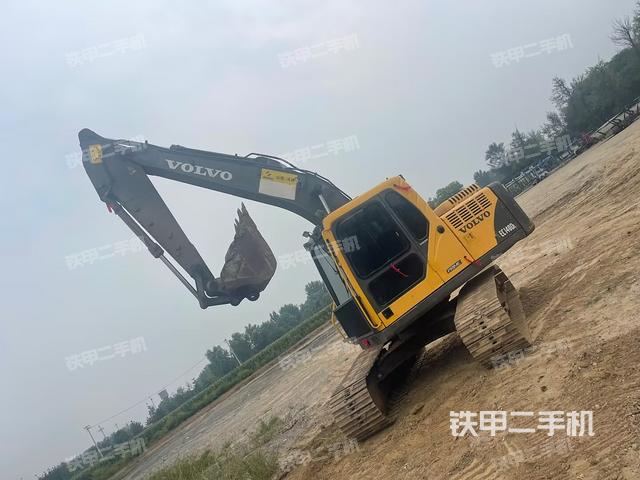 沃爾沃EC140DL挖掘機(jī)