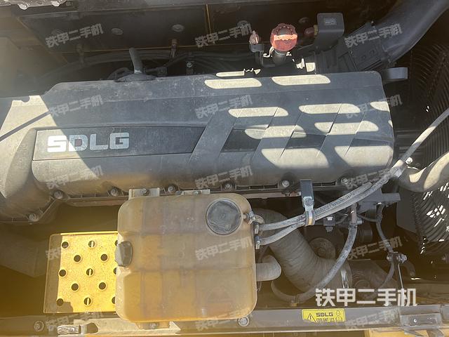 发动机整体俯视(整机外观) 发动机整体俯视(整机外观)