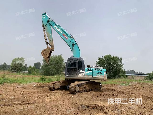 神钢SK210LC-8挖掘机