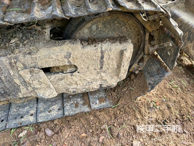 左側(cè)履帶整體?（行走機(jī)構(gòu)）