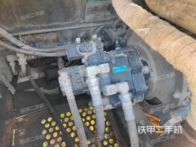 液壓泵室（大件艙室）