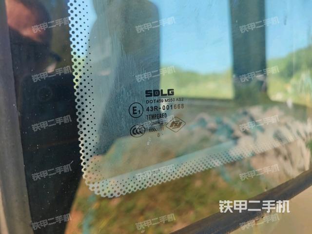 后窗玻璃角標(biāo)（駕駛室部分）