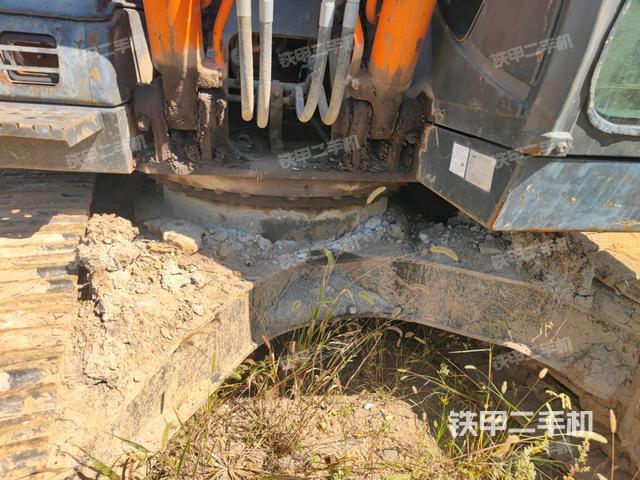 轉盤和下車架正前（工作和回轉裝置）