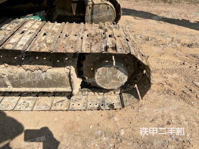 左驅(qū)動(dòng)輪（行走機(jī)構(gòu)）