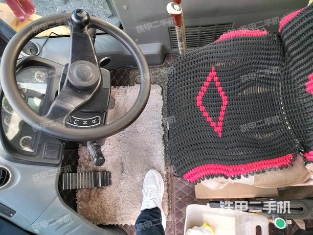 操作杆  档位（驾驶室部分）