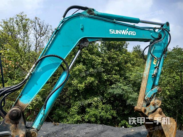 大臂整體?右側(cè)(工作和回轉(zhuǎn)裝置) 大臂整體?右側(cè)(工作和回轉(zhuǎn)裝置)