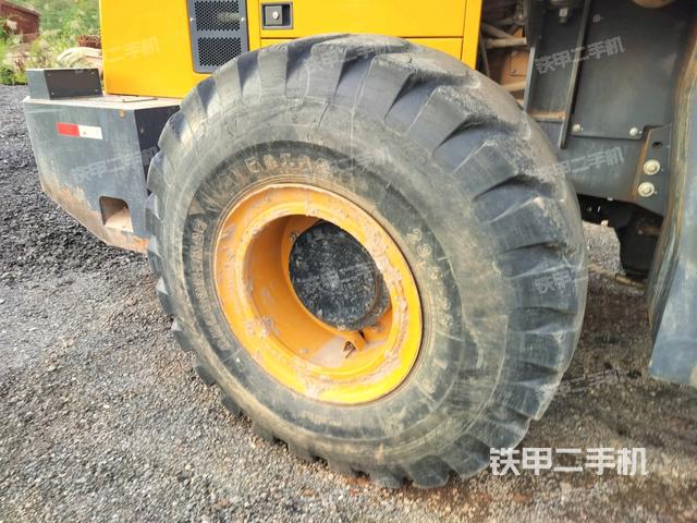 左后轮（行走机构）