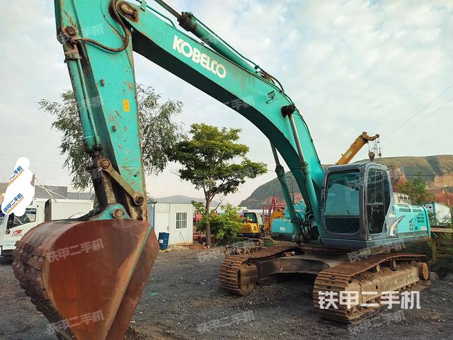 神钢SK350LC-10挖掘机