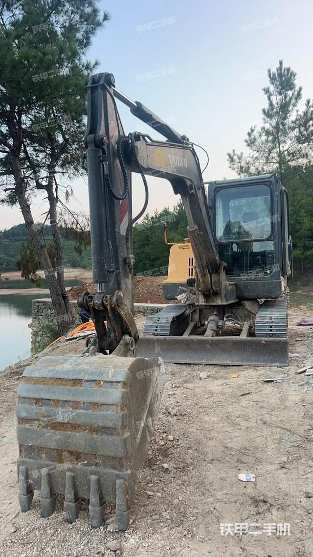 沃爾沃EC55D挖掘機(jī)