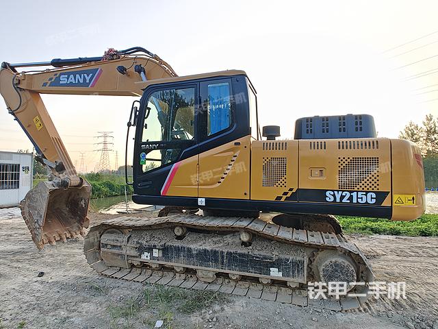 三一重工SY205C挖掘机