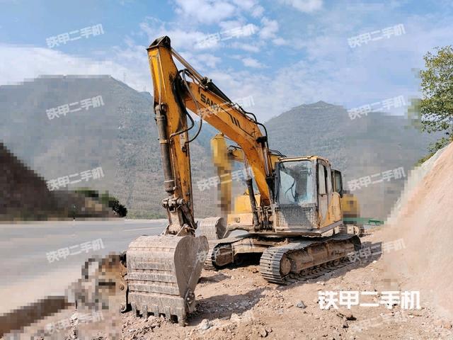 三一重工SY155C挖掘机