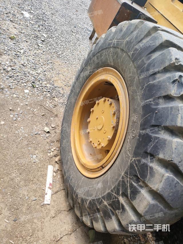 左后轮（行走机构）