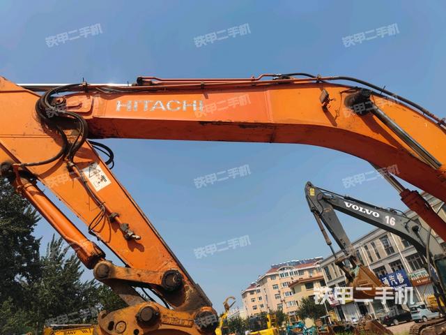 大臂整體?右側(cè)(工作和回轉(zhuǎn)裝置) 大臂整體?右側(cè)(工作和回轉(zhuǎn)裝置)