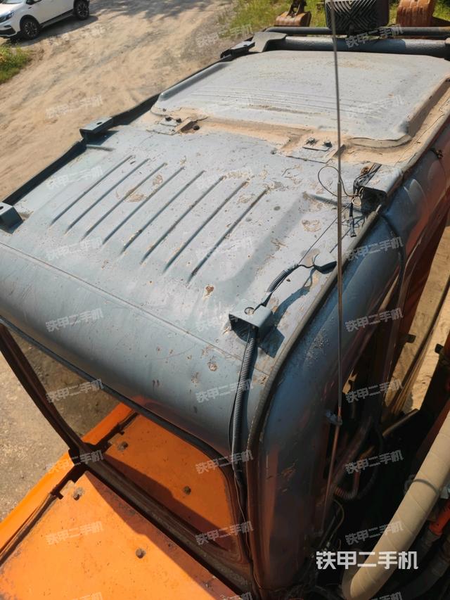 駕駛室頂部俯視(上車部件) 駕駛室頂部俯視(上車部件)