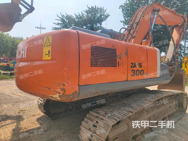 左后45(整機外觀) 左后45(整機外觀)