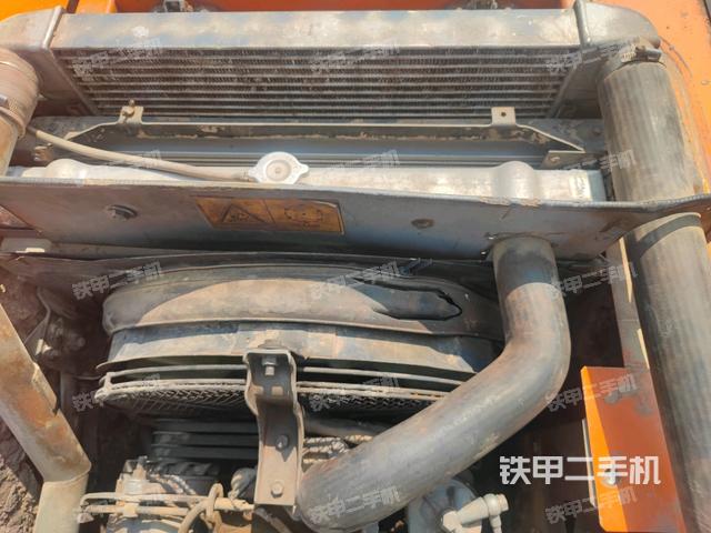 水箱+風扇特寫(上車部件) 水箱+風扇特寫(上車部件)