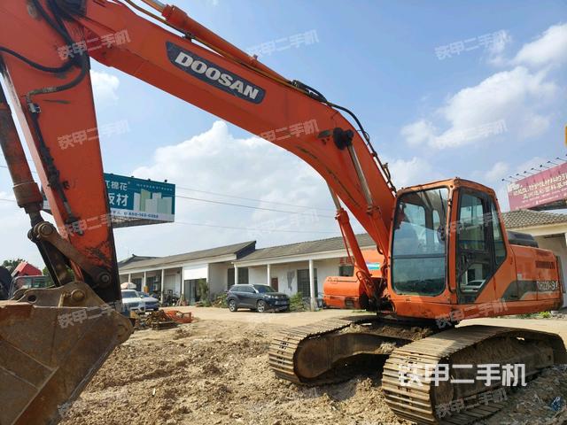 斗山DH215-9E挖掘機