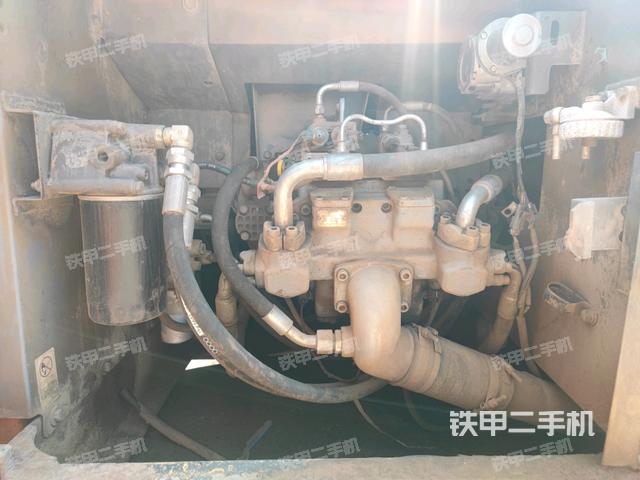 液壓泵斜45?左(大件艙室) 液壓泵斜45?左(大件艙室)