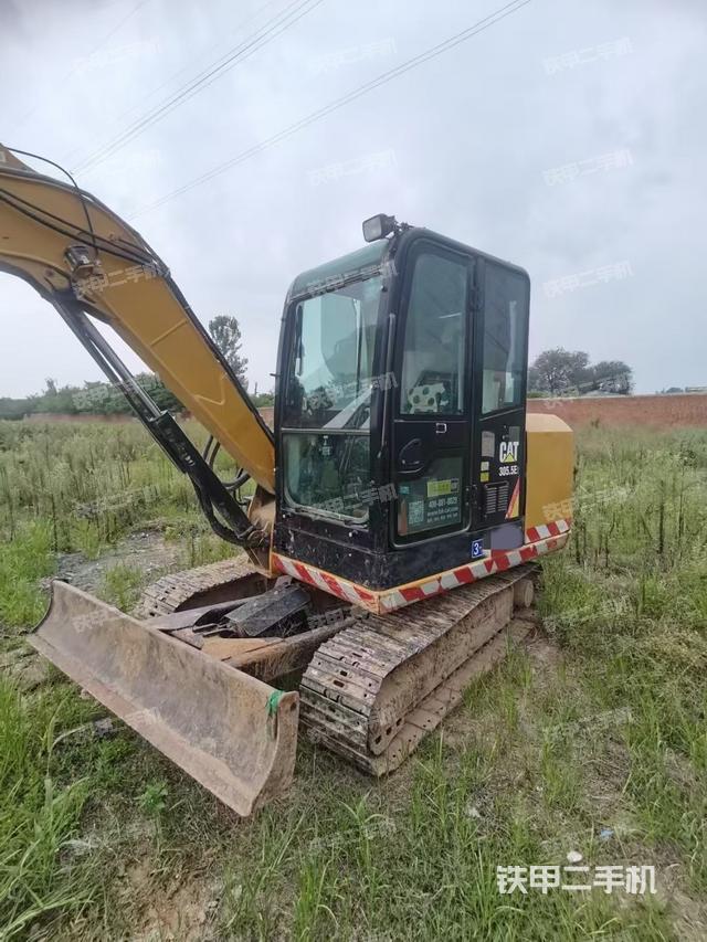 卡特彼勒CAT®305.5E2 小型液压挖掘机