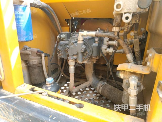 液壓泵室（大件艙室）