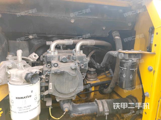 液壓泵斜45?左(大件艙室) 液壓泵斜45?左(大件艙室)