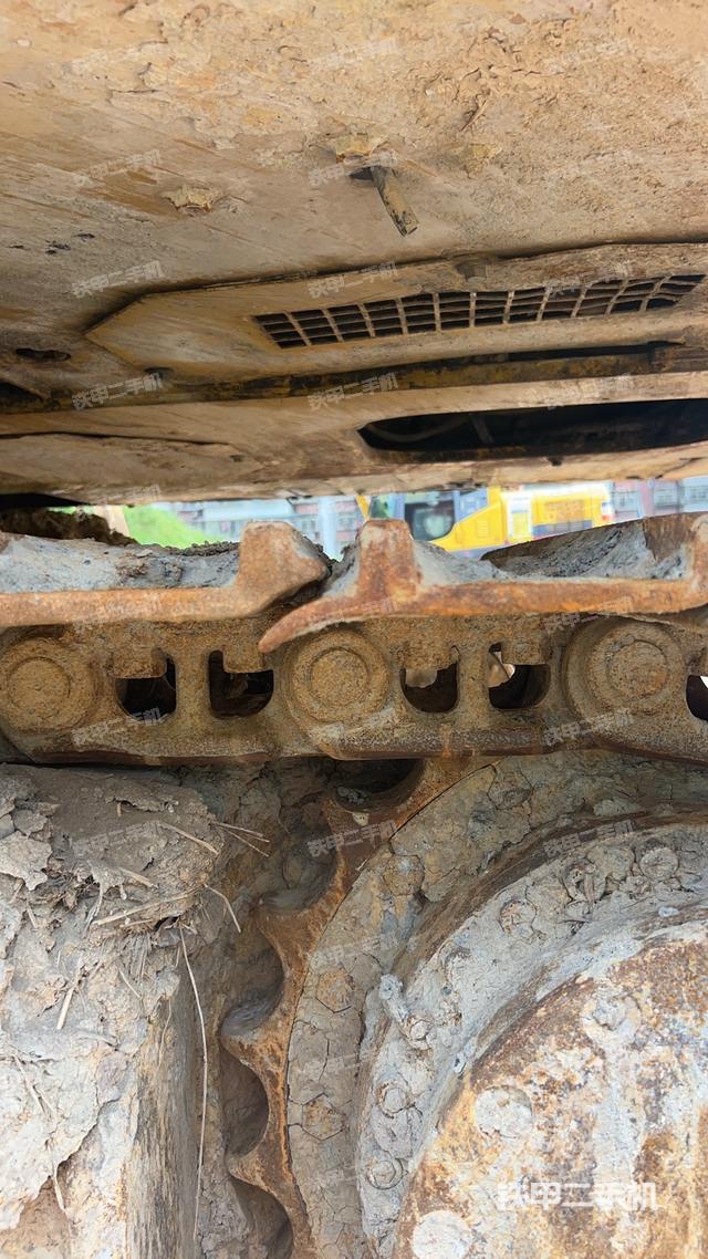 单侧履带整体（整机外观）