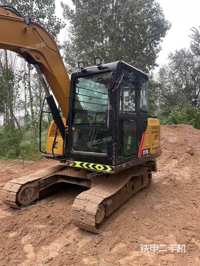 驾驶室整体（整机外观）