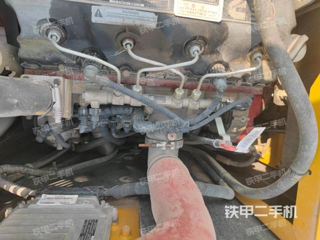 氣門室蓋螺絲特寫（上車部件）