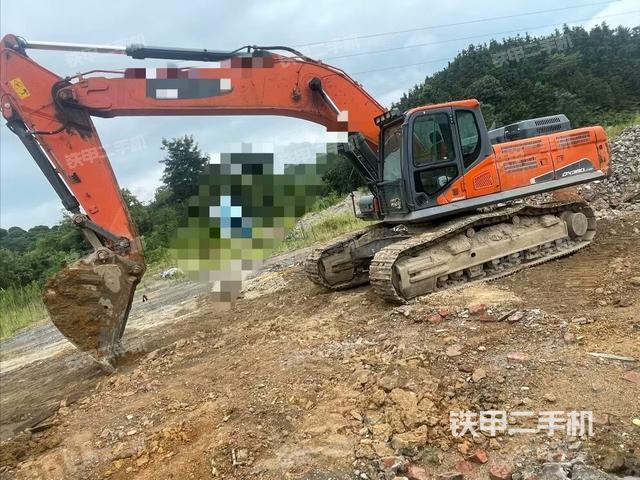 斗山DX380LC-9C挖掘機