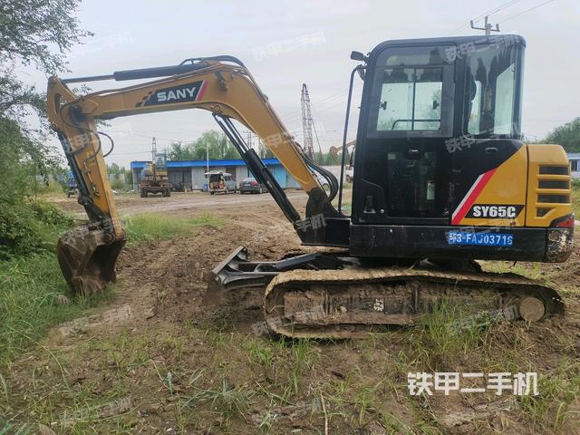 三一重工SY55C挖掘機(jī)