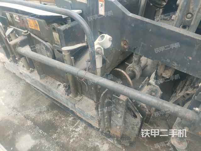 工作装置2（工作装置）