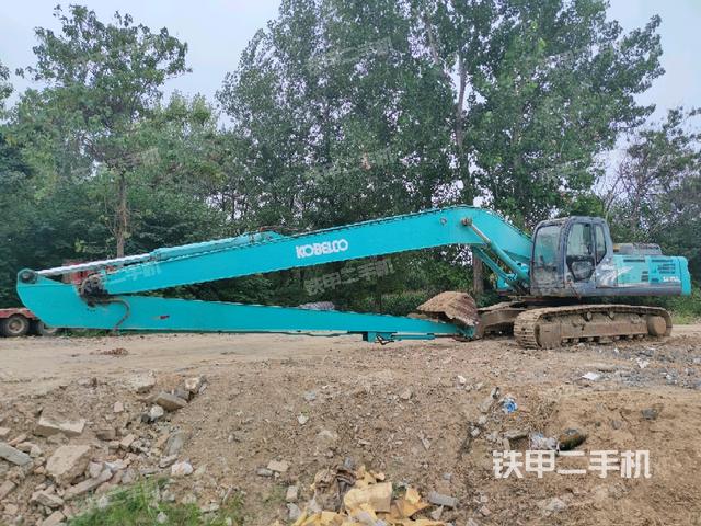 神钢SK330-8挖掘机