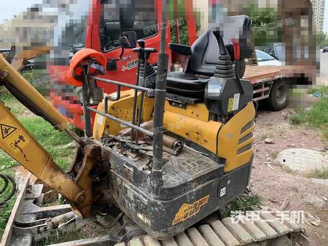 山东临工ER616F挖掘机