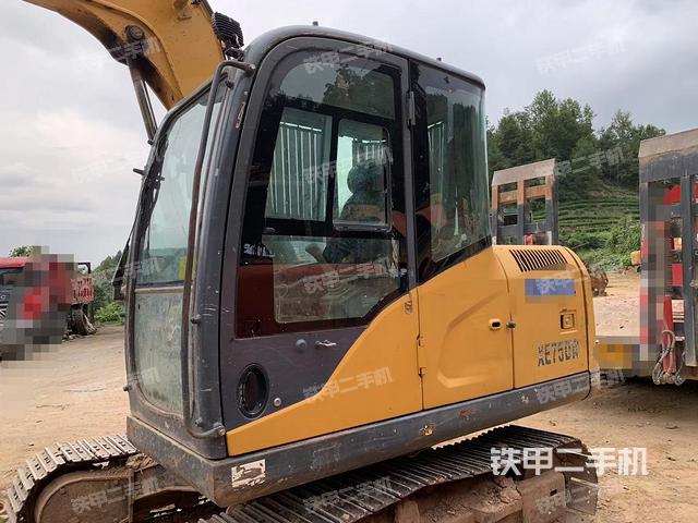 徐工XE75DA挖掘机